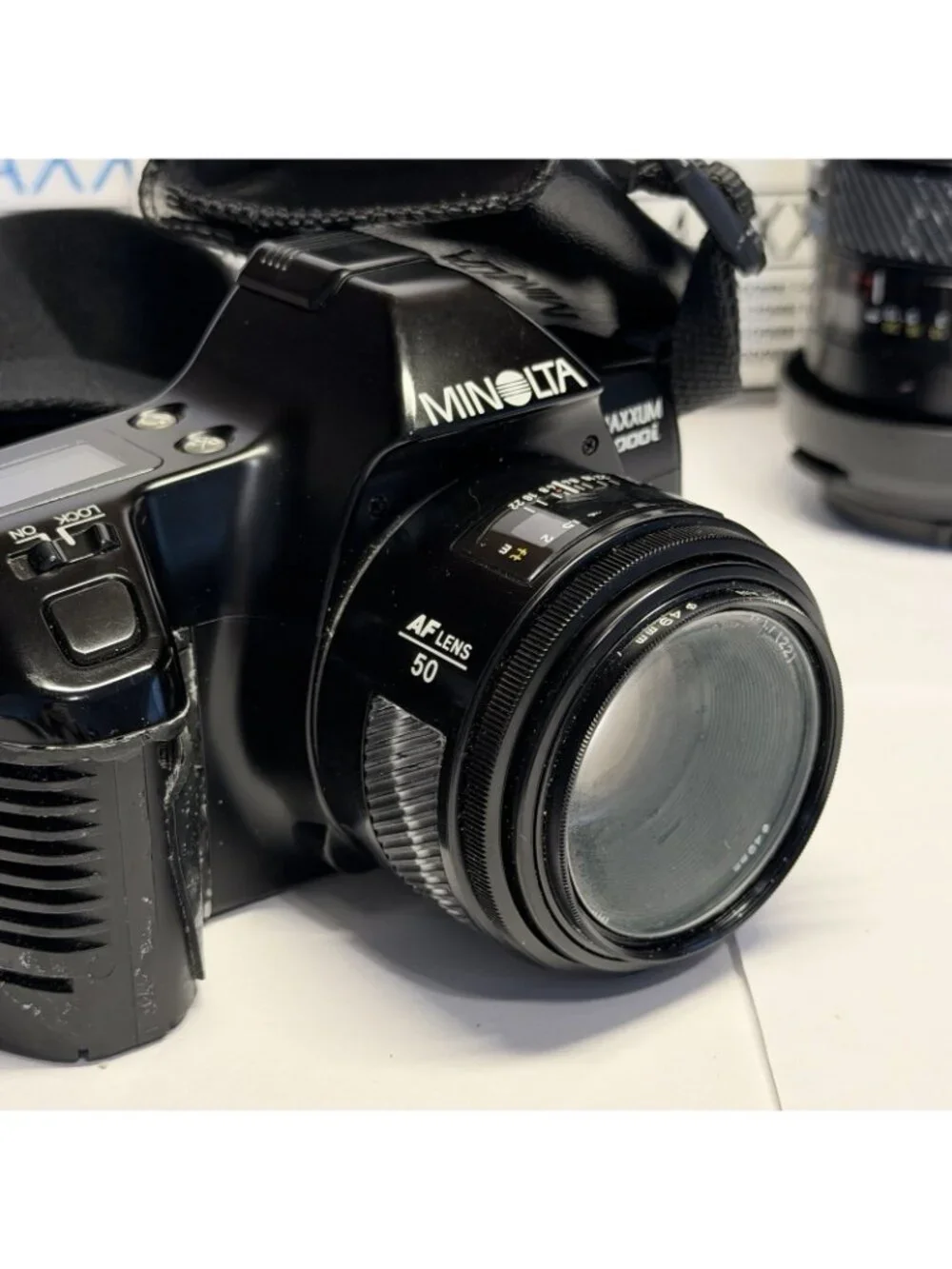 Minolta Maxxum 3000i  Camera + 3 Lenses AF50, AF 28-85, AF100-200 Untested